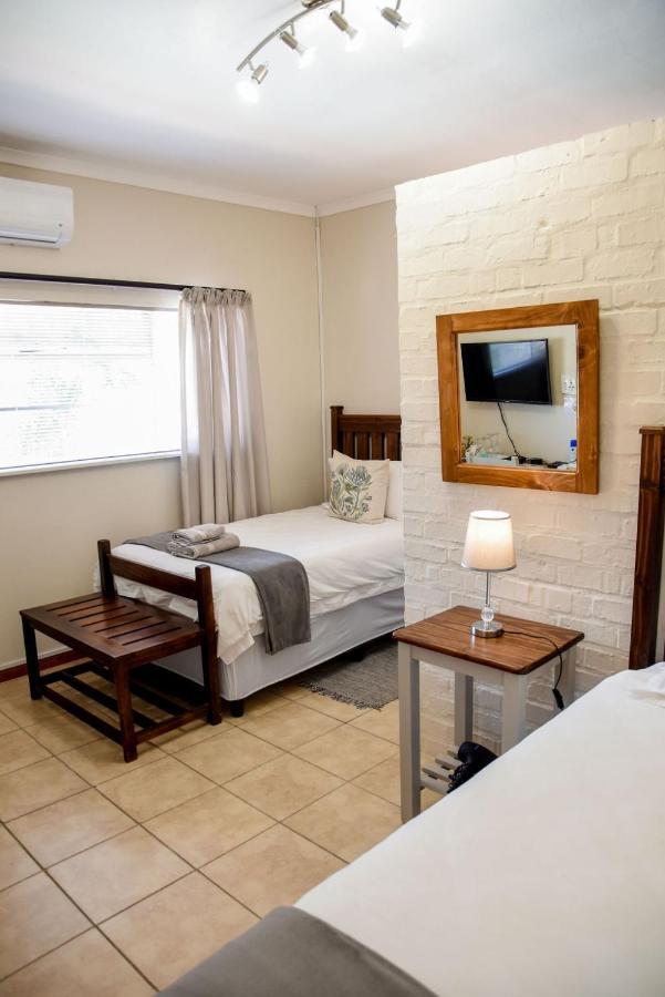 The Vine Hotel Klawer ภายนอก รูปภาพ